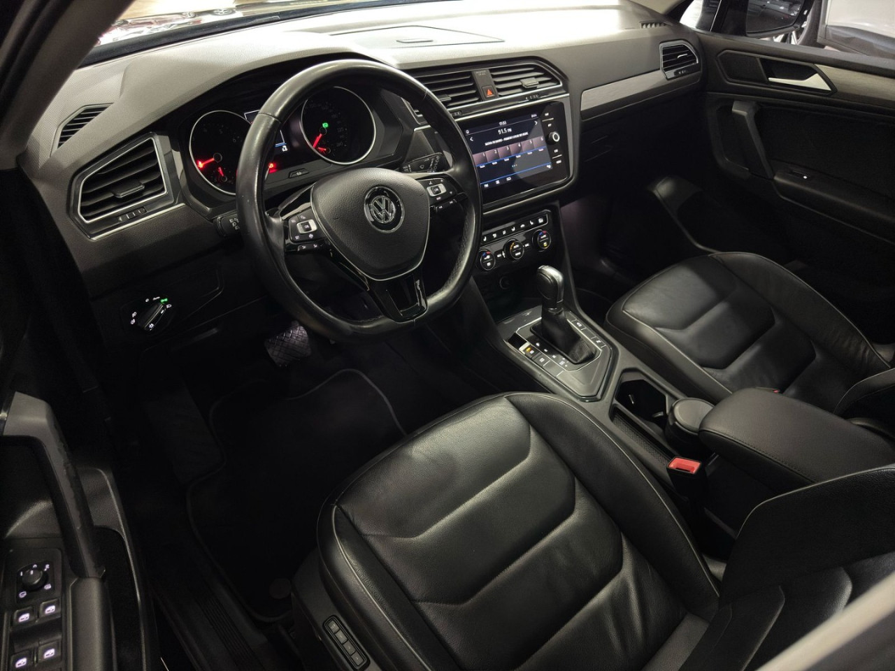 Tiguan 1.4 250 TSI TOTAL FLEX ALLSPACE COMFORTLINE TURBO AUTOMÁTICO TIPTRONIC