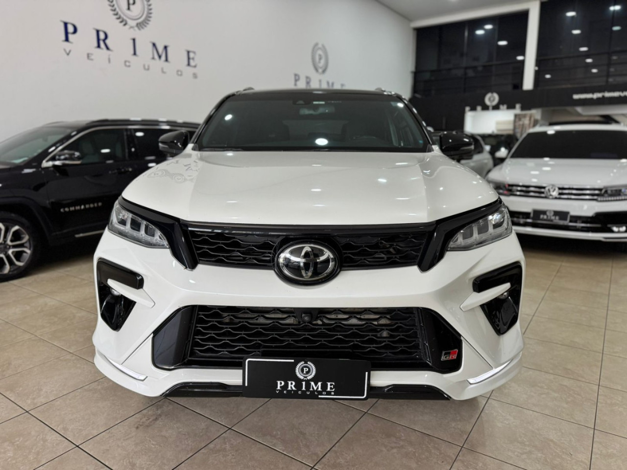 Hilux SW4 2.8 16V 4P GR-S 7 LUGARES 4X4 TURBO DIESEL AUTOMÁTICO