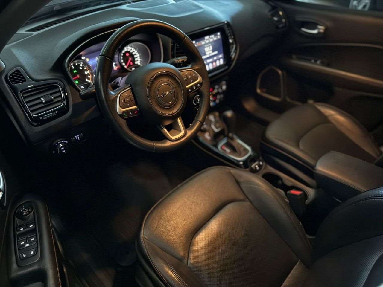 Compass 2.0 16V 4P 350 LIMITED 4X4 TURBO DIESEL AUTOMÁTICO