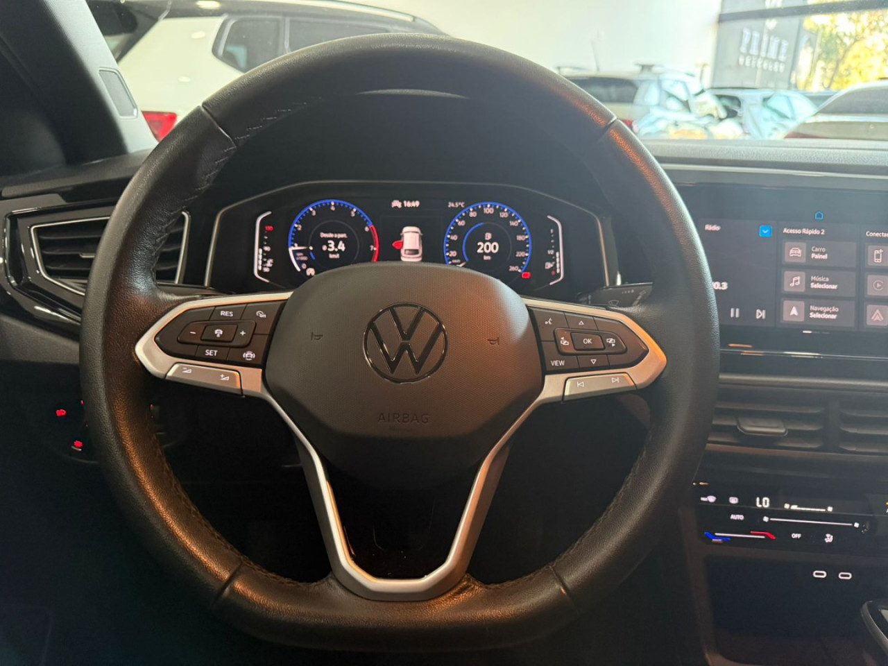 Nivus 1.0 4P FLEX 200 TSI HIGHLINE TURBO AUTOMÁTICO