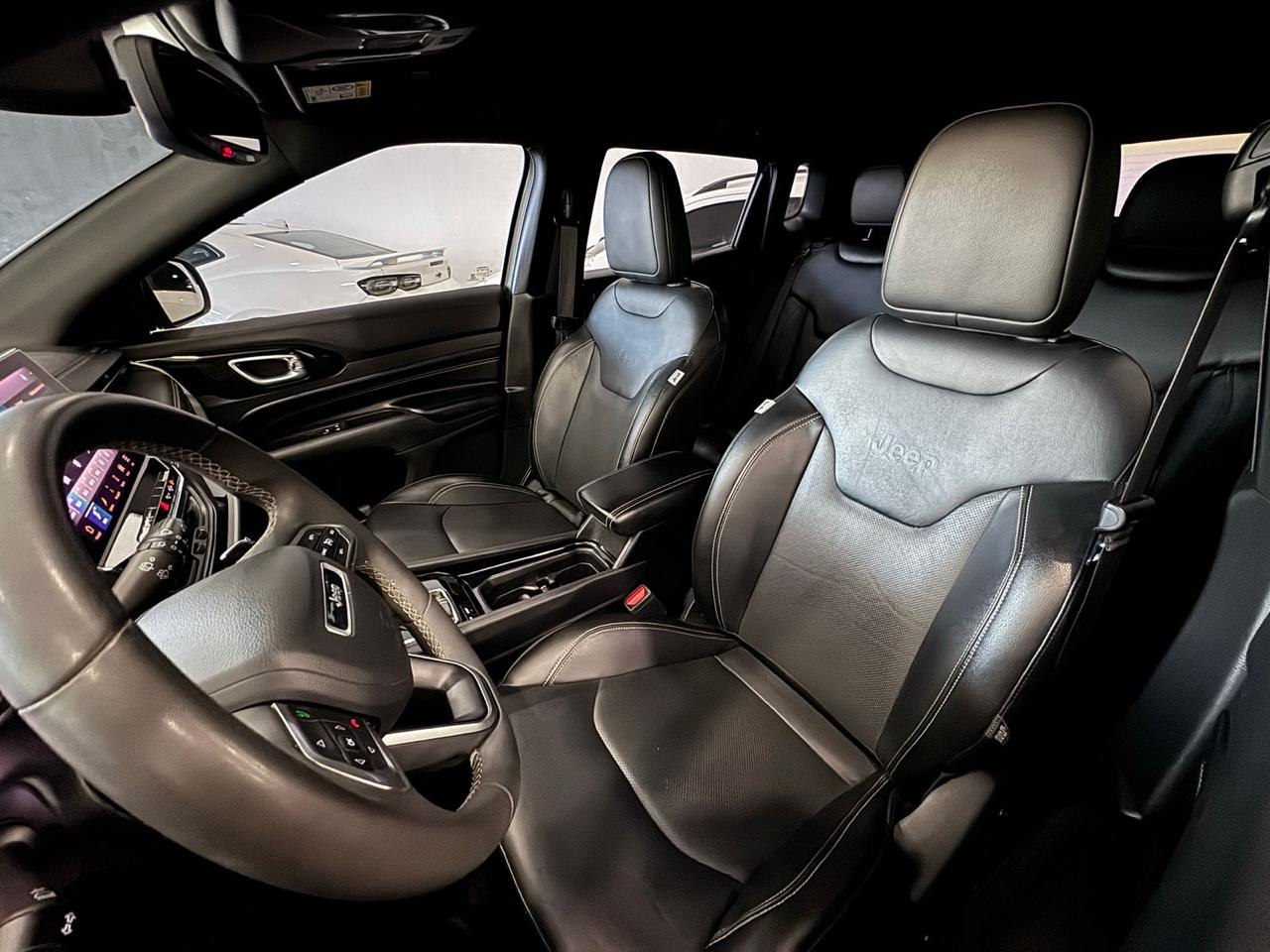 Compass 1.3 16V 4P FLEX LONGITUDE 80 ANOS T270 TURBO AUTOMÁTICO