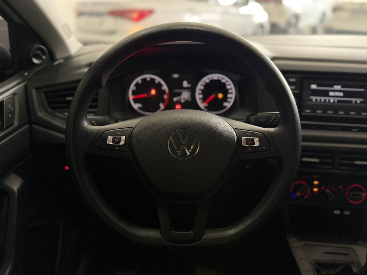 Polo Hatch 1.0 4P MPI TRACK