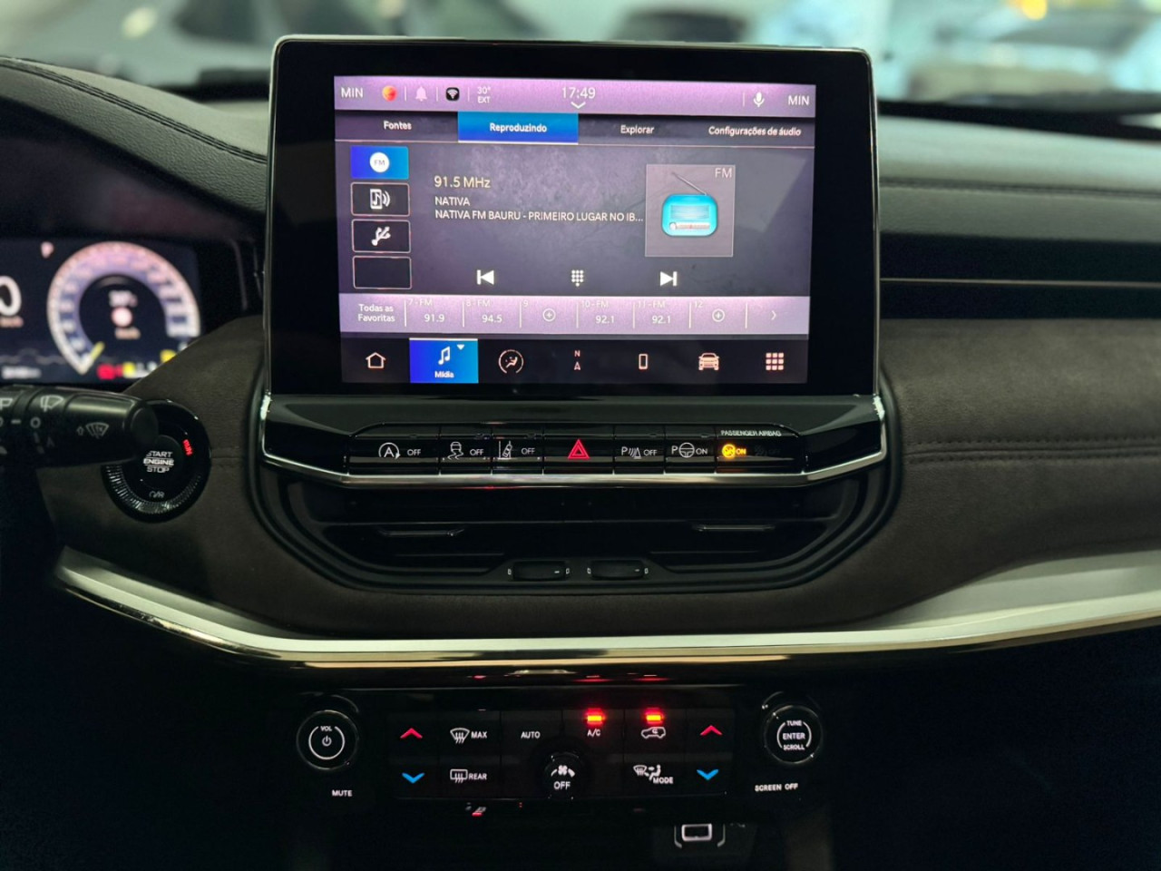 Commander 1.3 16V 4P FLEX T270 OVERLAND TURBO AUTOMÁTICO