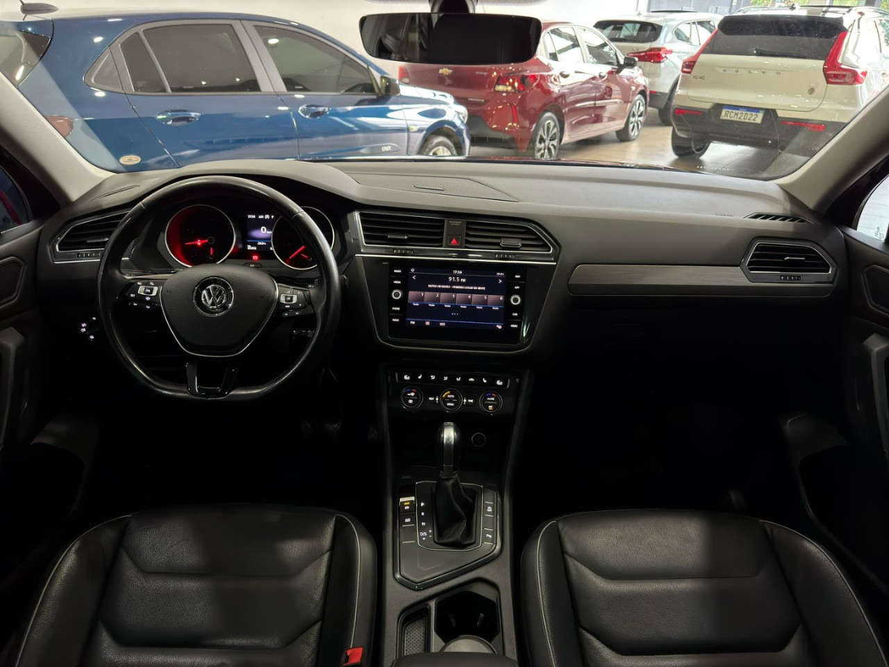 Tiguan 1.4 250 TSI TOTAL FLEX ALLSPACE COMFORTLINE TURBO AUTOMÁTICO TIPTRONIC