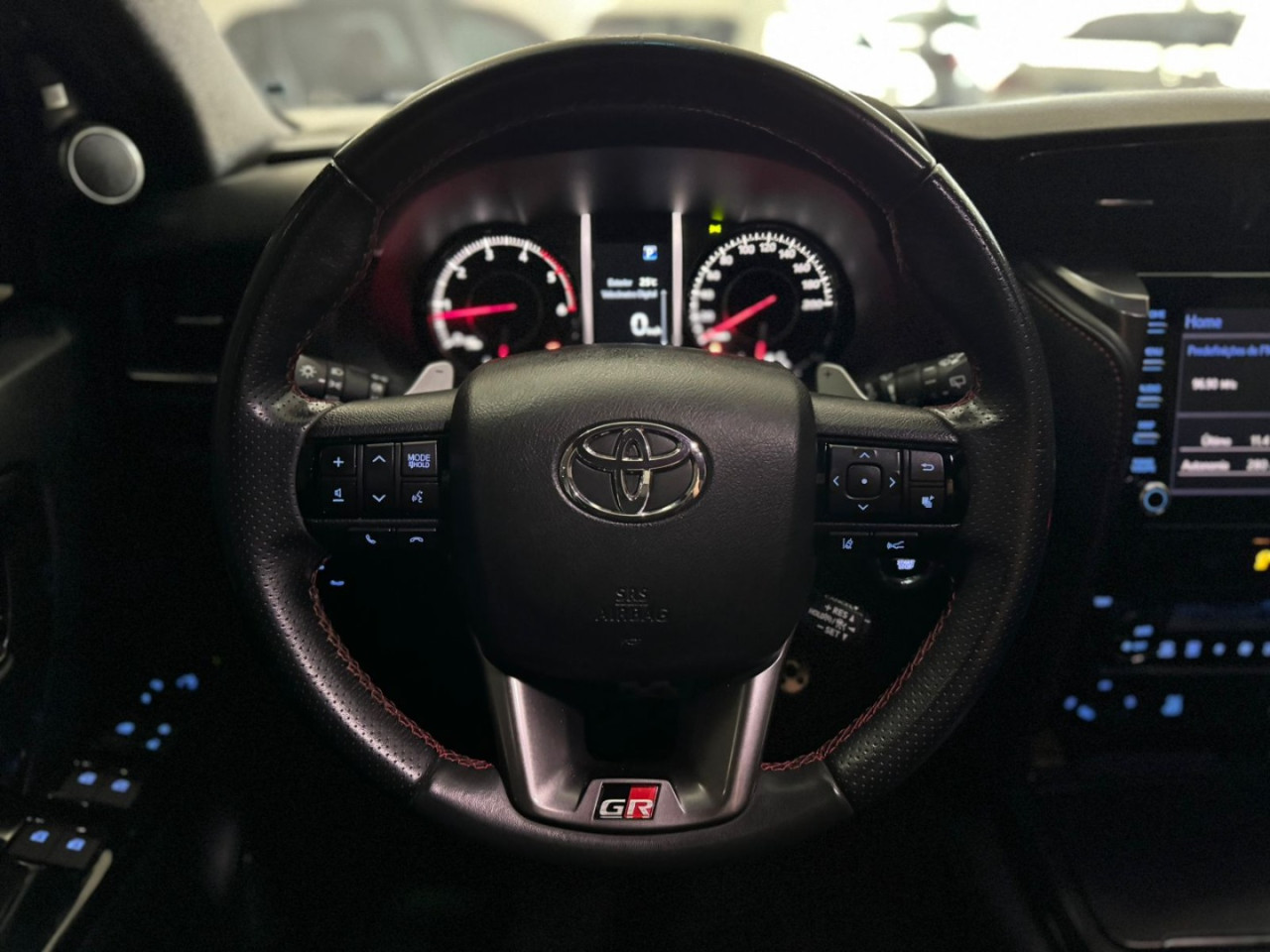 Hilux SW4 2.8 16V 4P GR-S 7 LUGARES 4X4 TURBO DIESEL AUTOMÁTICO
