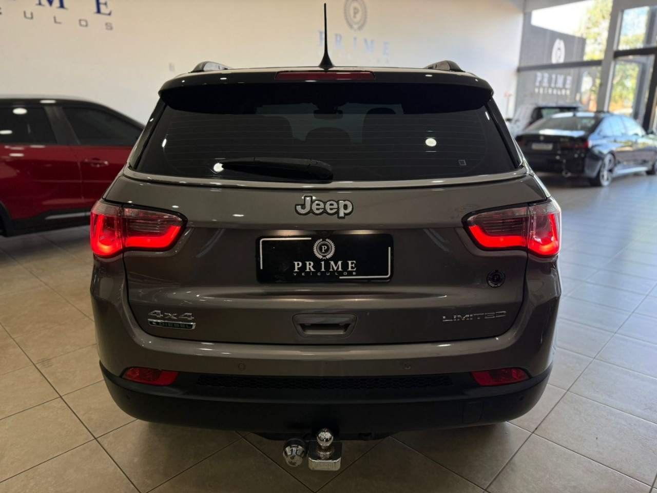 Compass 2.0 16V 4P 350 LIMITED 4X4 TURBO DIESEL AUTOMÁTICO