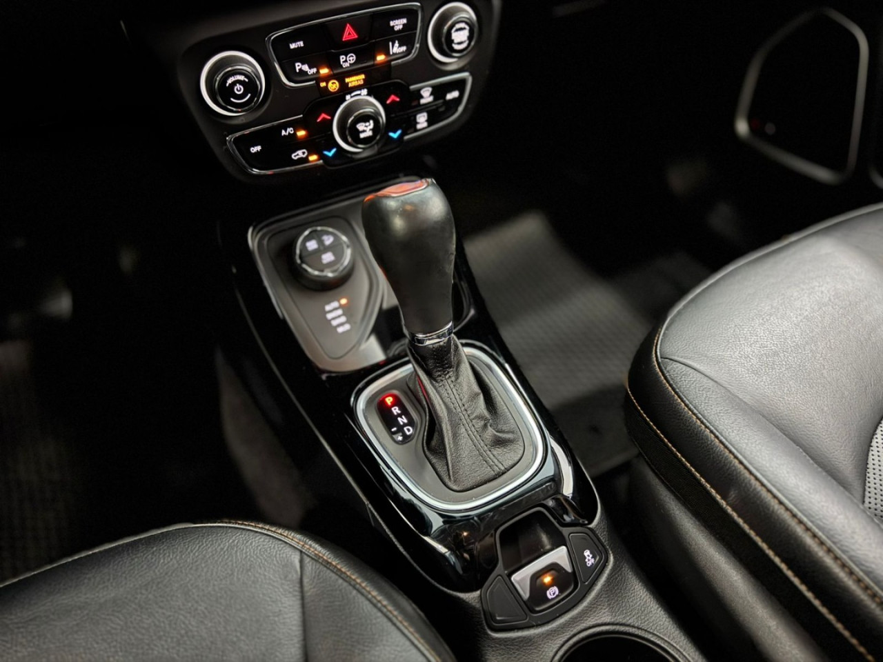 Compass 2.0 16V 4P LIMITED TURBO DIESEL 4X4 AUTOMÁTICO