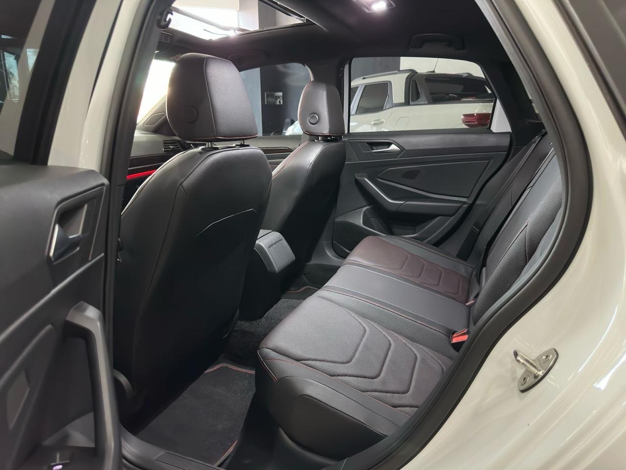 Jetta 2.0 4P 350 TSI GLI AUTOMÁTICO DSG