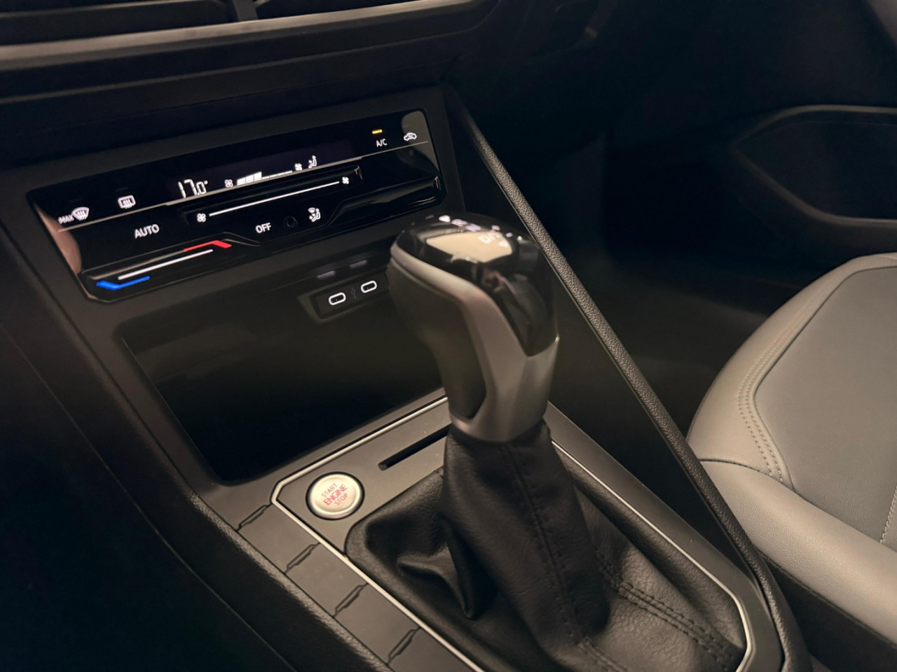 Nivus 1.0 4P FLEX 200 TSI HIGHLINE TURBO AUTOMÁTICO