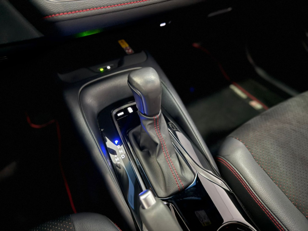 Corolla 2.0 16V 4P VVT-IE FLEX GR-S DIRECT SHIFT AUTOMÁTICO CVT