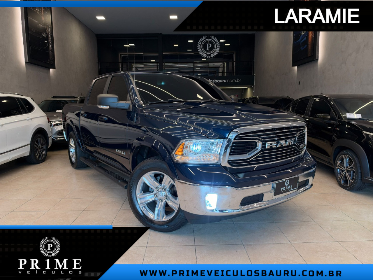 Classic 5.7 V8 32V 4P HEMI LARAMIE AUTOMÁTICO