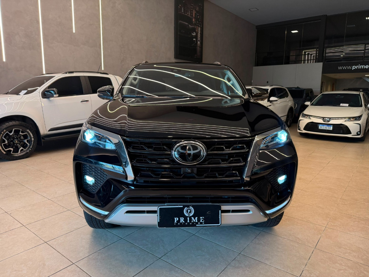 Hilux SW4 2.8 16V 4P SRX 4X4 7 LUGARES TURBO DIESEL AUTOMÁTICO