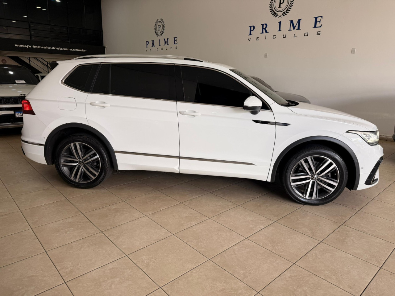 Tiguan 2.0 16V 4P TSI 350 TURBO R-LINE 4MOTION DSG AUTOMÁTICO