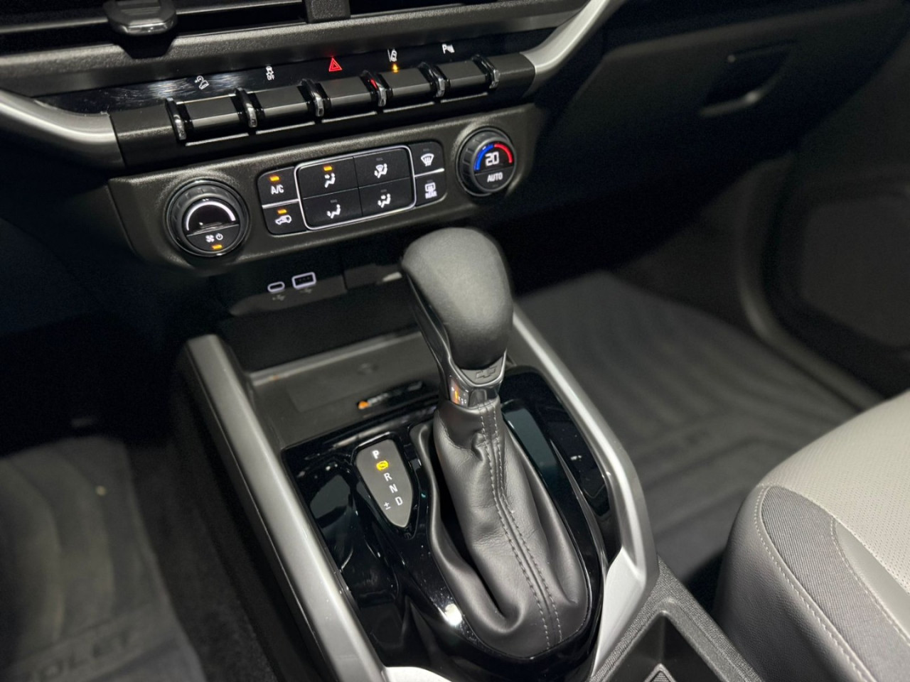 S10 2.8 16V LTZ CABINE DUPLA TURBO DIESEL AUTOMÁTICO