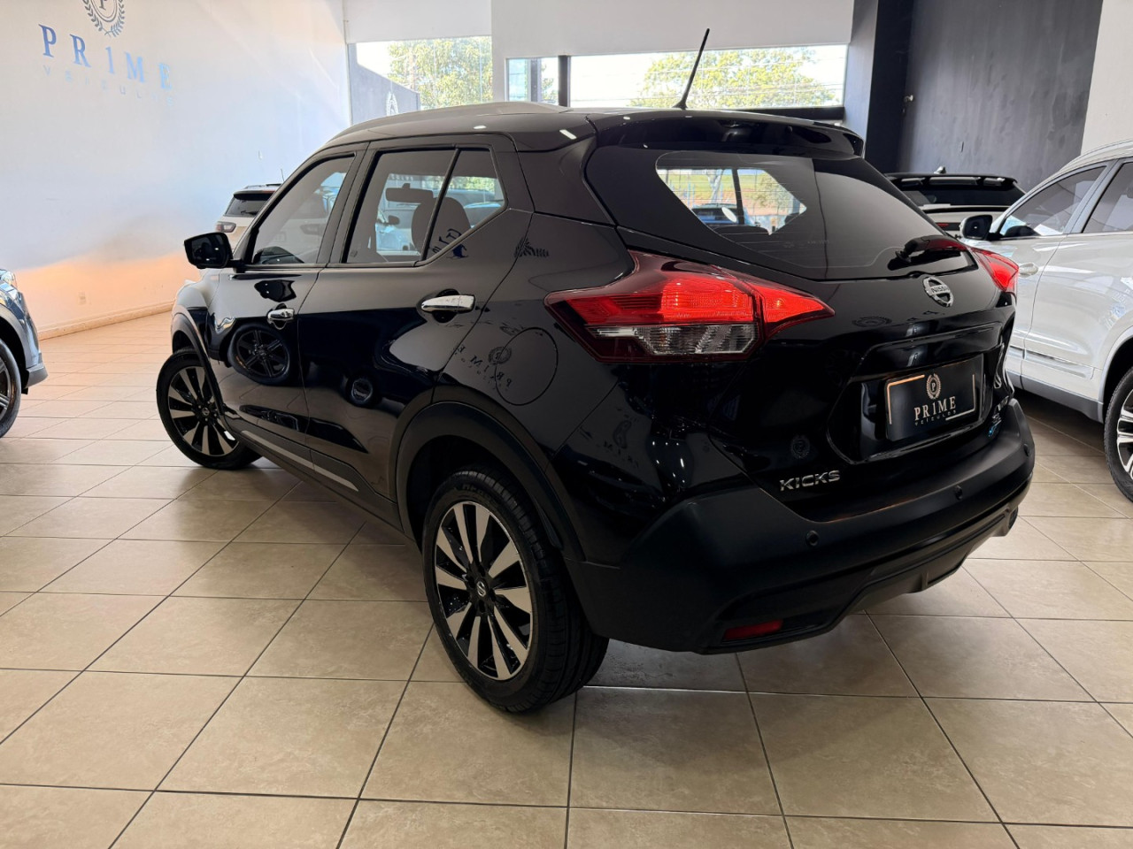 Kicks 1.6 16V 4P FLEXSTART SL X-TRONIC AUTOMÁTICO CVT