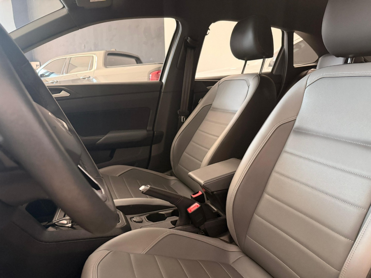 Nivus 1.0 4P FLEX 200 TSI HIGHLINE TURBO AUTOMÁTICO