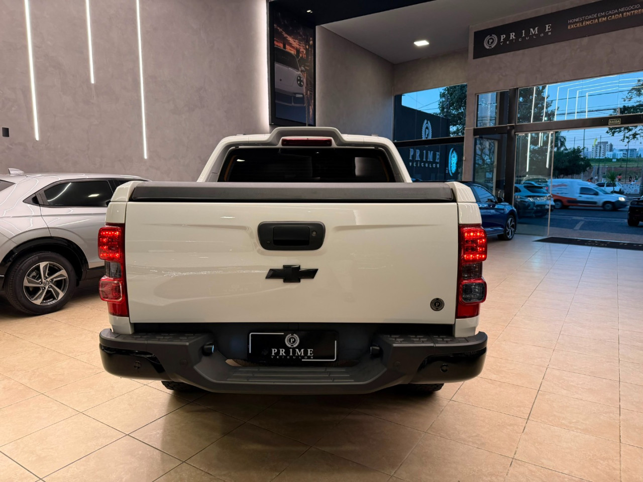 S10 2.8 12V HIGH COUNTRY CABINE DUPLA 4X4 TURBO DIESEL AUTOMÁTICO