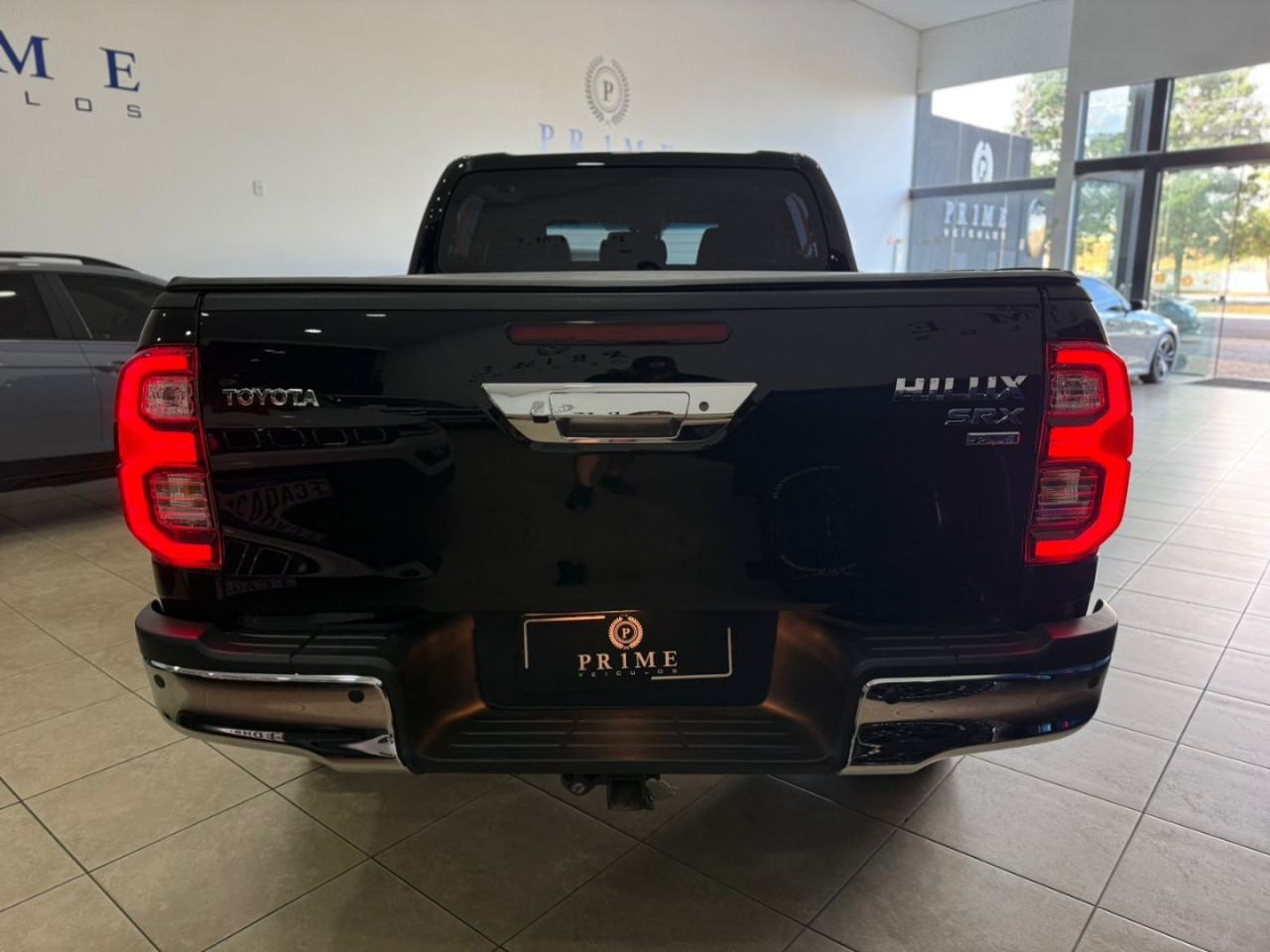 Hilux Caminhonete 2.8 16V SRX PLUS 4X4 TURBO DIESEL CABINE DUPLA AUTOMÁTICO