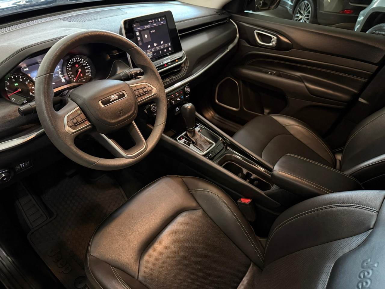 Compass 1.3 16V 4P FLEX SPORT T270 TURBO AUTOMÁTICO