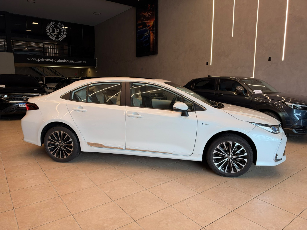 Corolla 1.8 16V 4P FLEX HÍBRIDO ALTIS A PREMIUM AUTOMÁTICO CVT