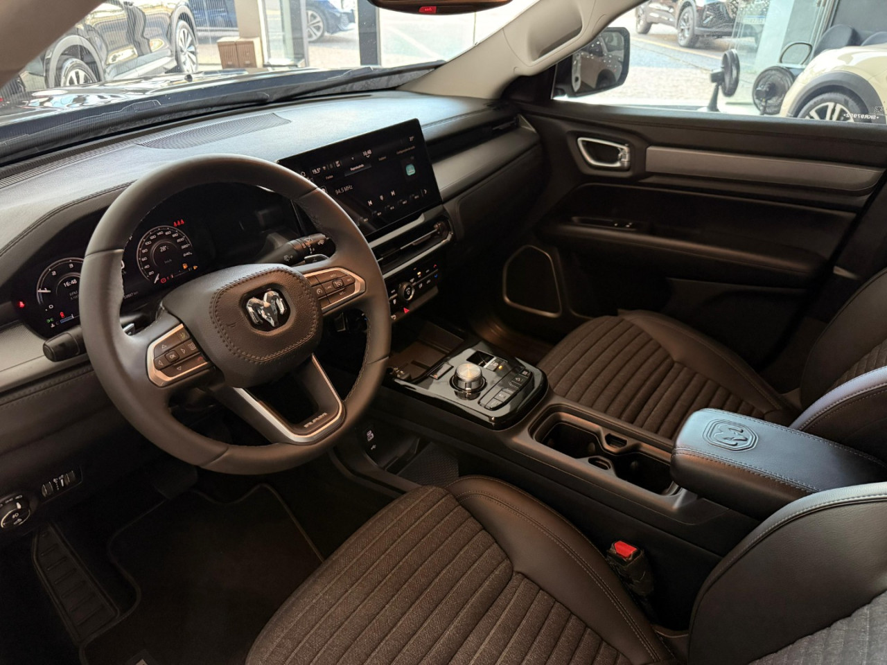 Rampage 2.2 4P BIGHORN TURBO DIESEL 4X4 AUTOMÁTICO