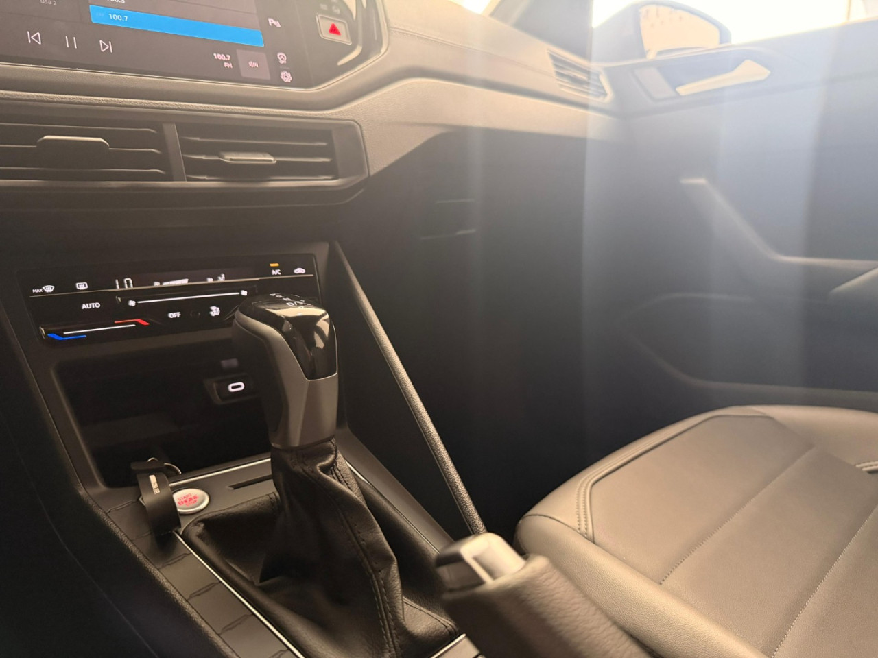 Nivus 1.0 4P FLEX 200 TSI HIGHLINE TURBO AUTOMÁTICO