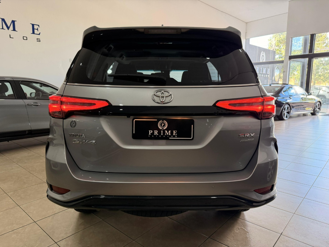 Hilux SW4 2.8 16V 4P SRX PLATINUM 4X4 7 LUGARES TURBO DIESEL AUTOMÁTICO