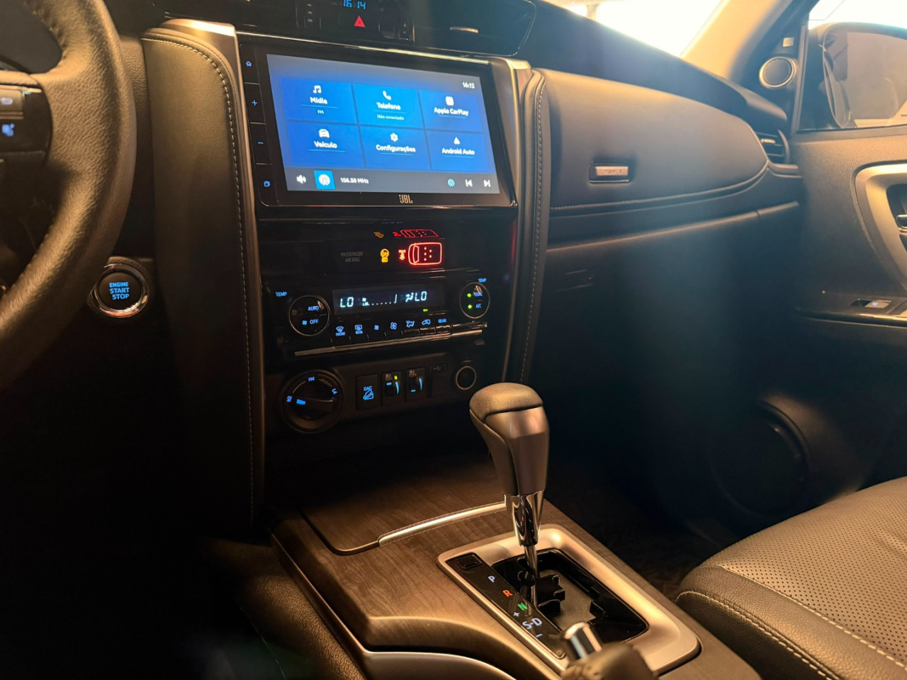 Hilux SW4 2.8 16V 4P SRX 4X4 7 LUGARES TURBO DIESEL AUTOMÁTICO