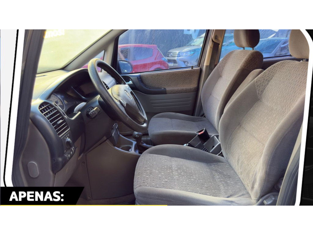 Zafira 2.0 4P ELEGANCE AUTOMÁTICO