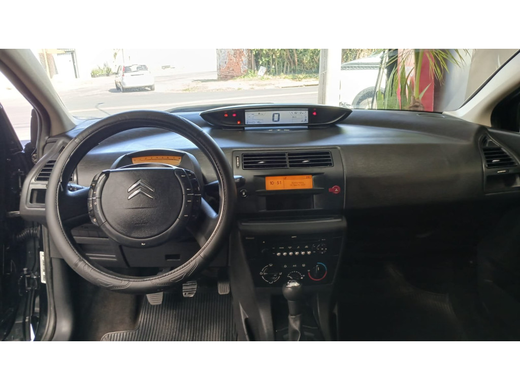 C4 Hatch 1.6 16V 4P GLX