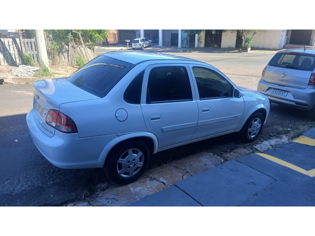 Classic Sedan 1.0 4P VHCE FLEX