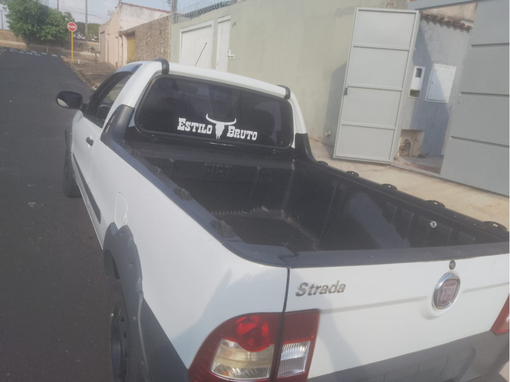 Strada 1.4 FLEX HARD WORKING CABINE SIMPLES