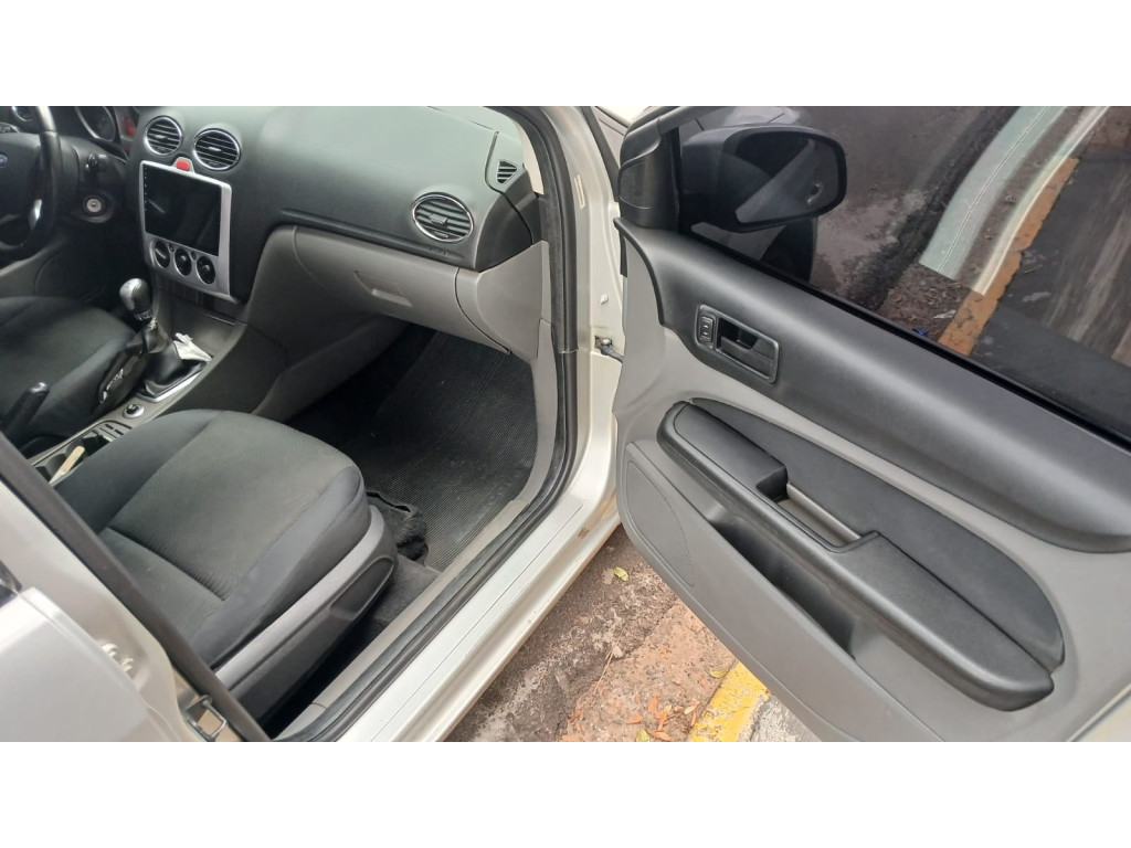 Focus Sedan 1.6 4P