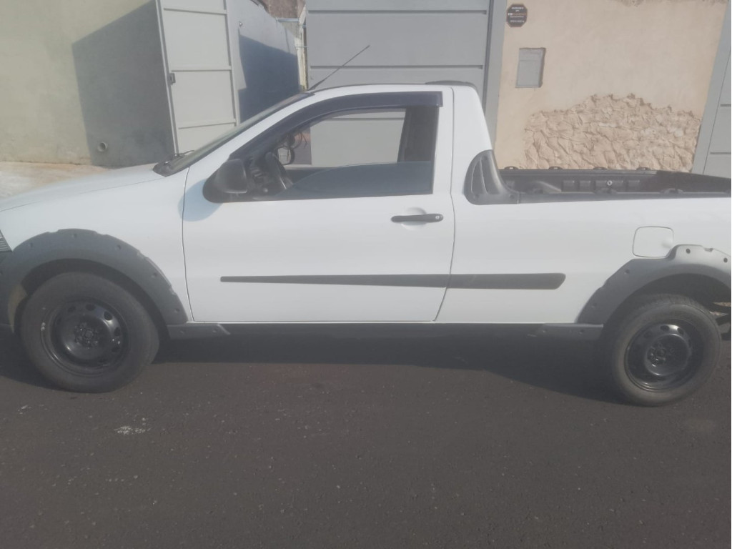 Strada 1.4 FLEX HARD WORKING CABINE SIMPLES