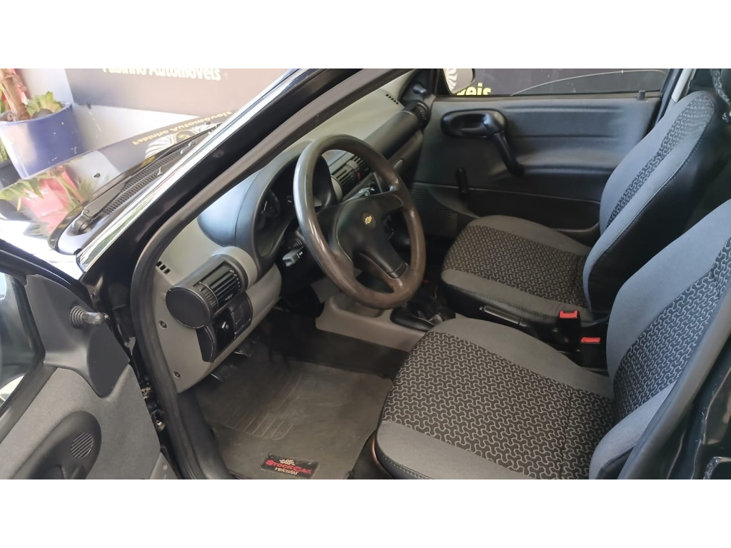 Classic Sedan 1.0 4P VHCE FLEX