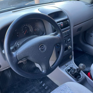 Astra Sedan 1.8 4P