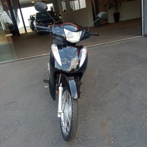 Biz 125 ES
