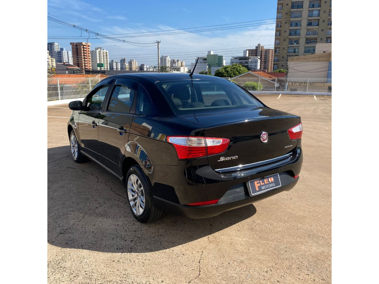 Grand Siena 1.4 4P EVO ATTRACTIVE FLEX
