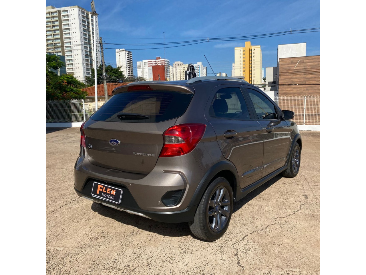 Ka Hatch 1.5 12V 4P TI-VCT FLEX FREESTYLE AUTOMÁTICO