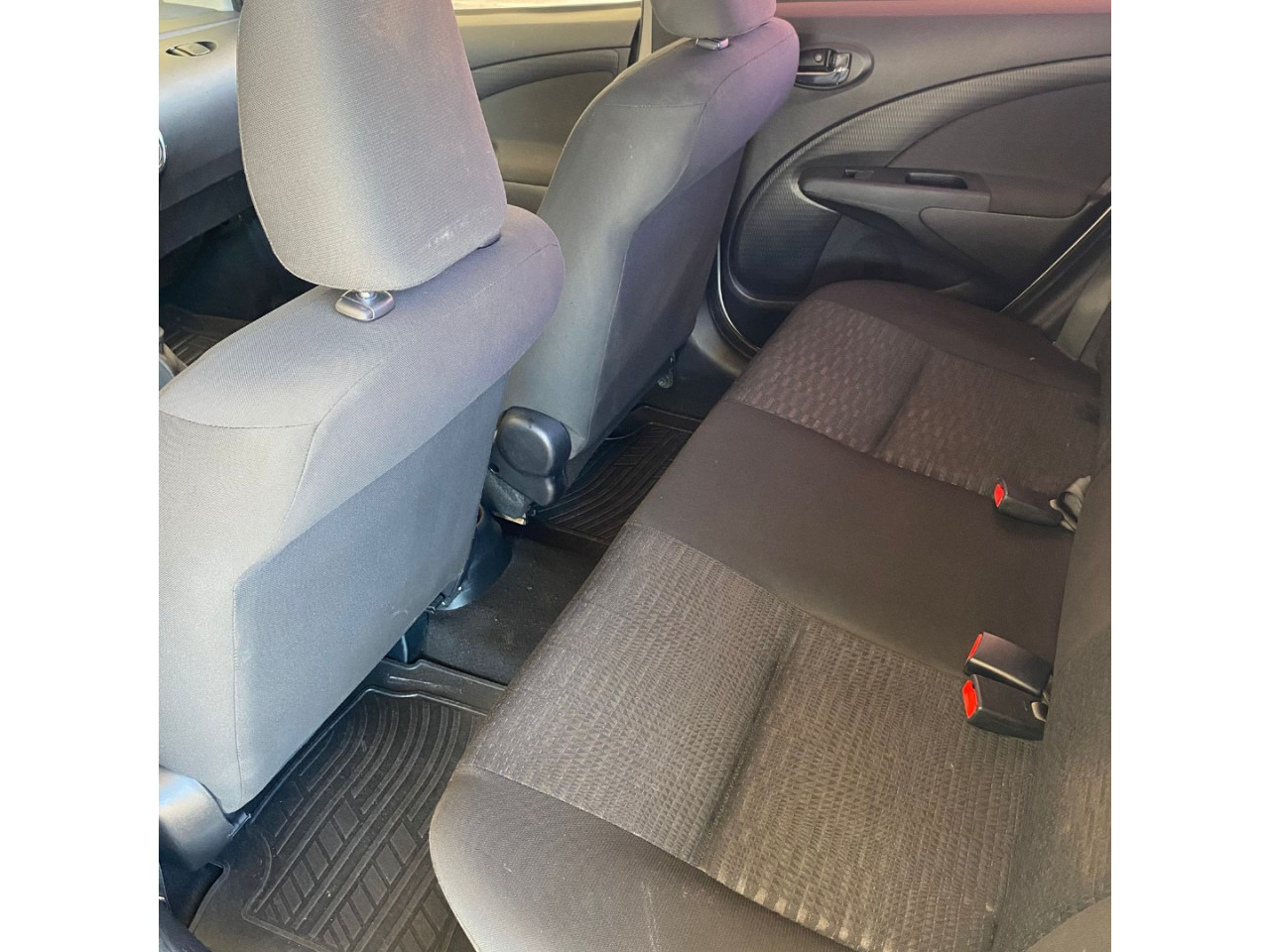 Etios Hatch 1.3 16V 4P FLEX X
