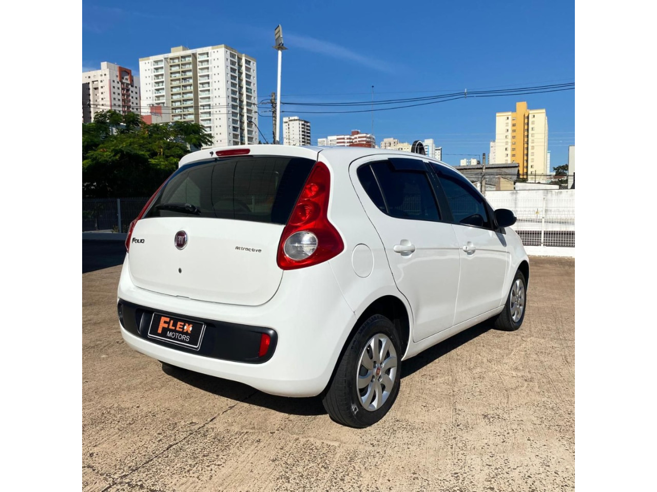 Palio 1.0 4P FLEX ATTRACTIVE