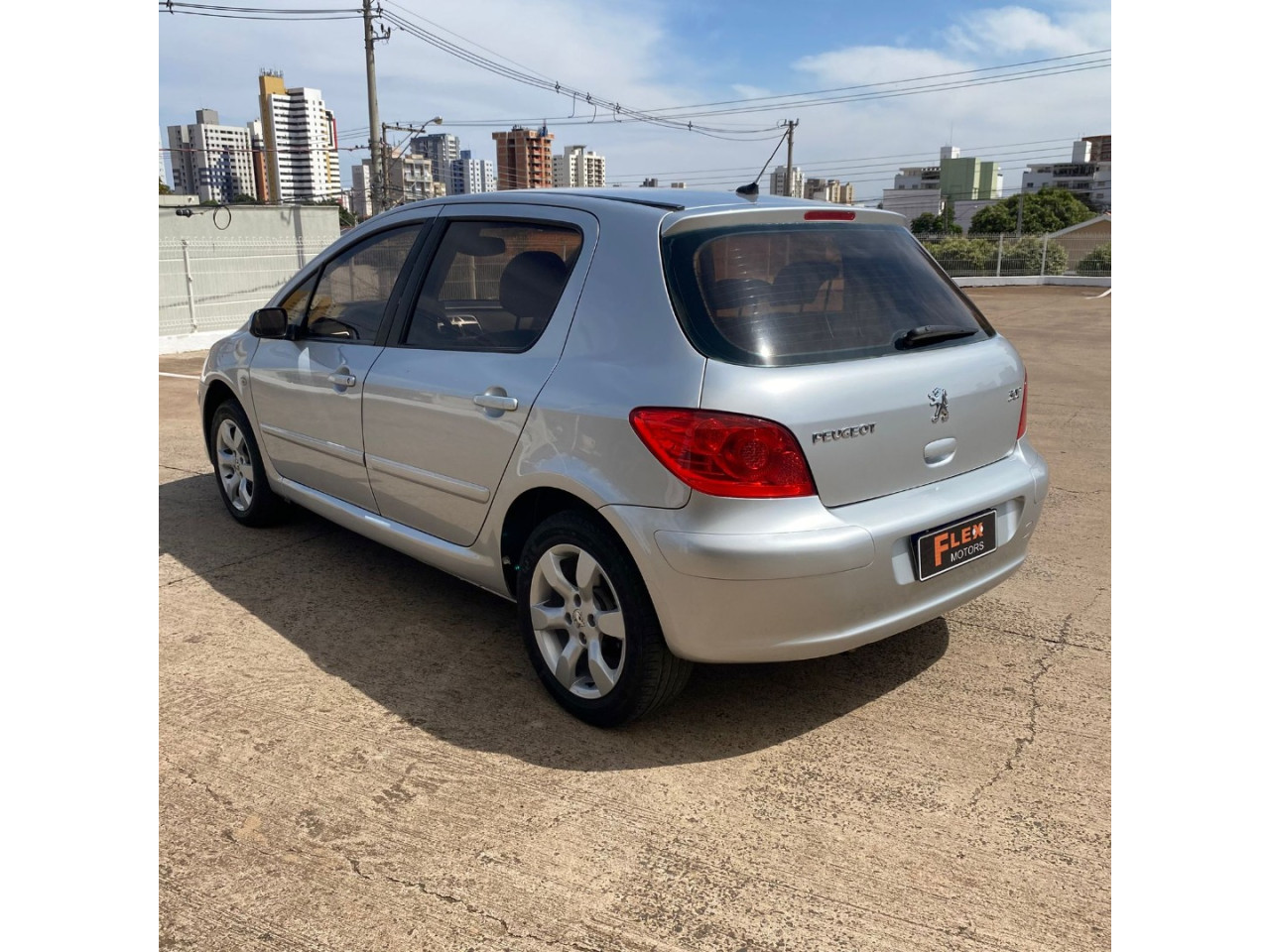 307 Hatch 2.0 16V 4P FELINE AUTOMÁTICO