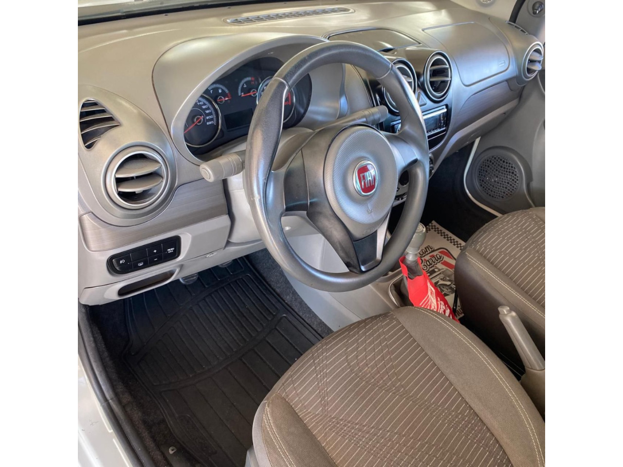 Palio 1.0 4P FLEX ATTRACTIVE