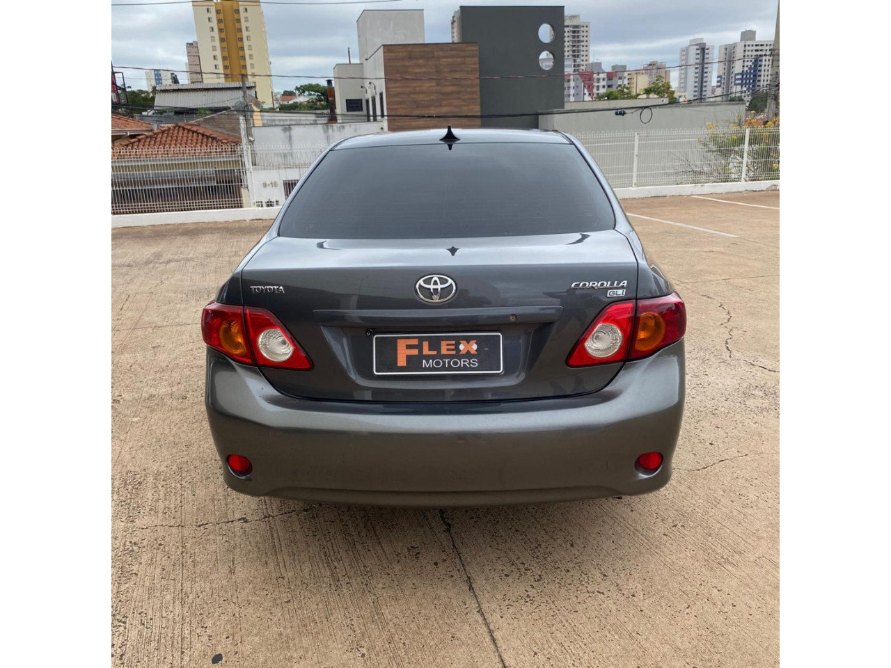 TOYOTA Corolla 1.8 16V 4P GLI FLEX AUTOMÁTICO