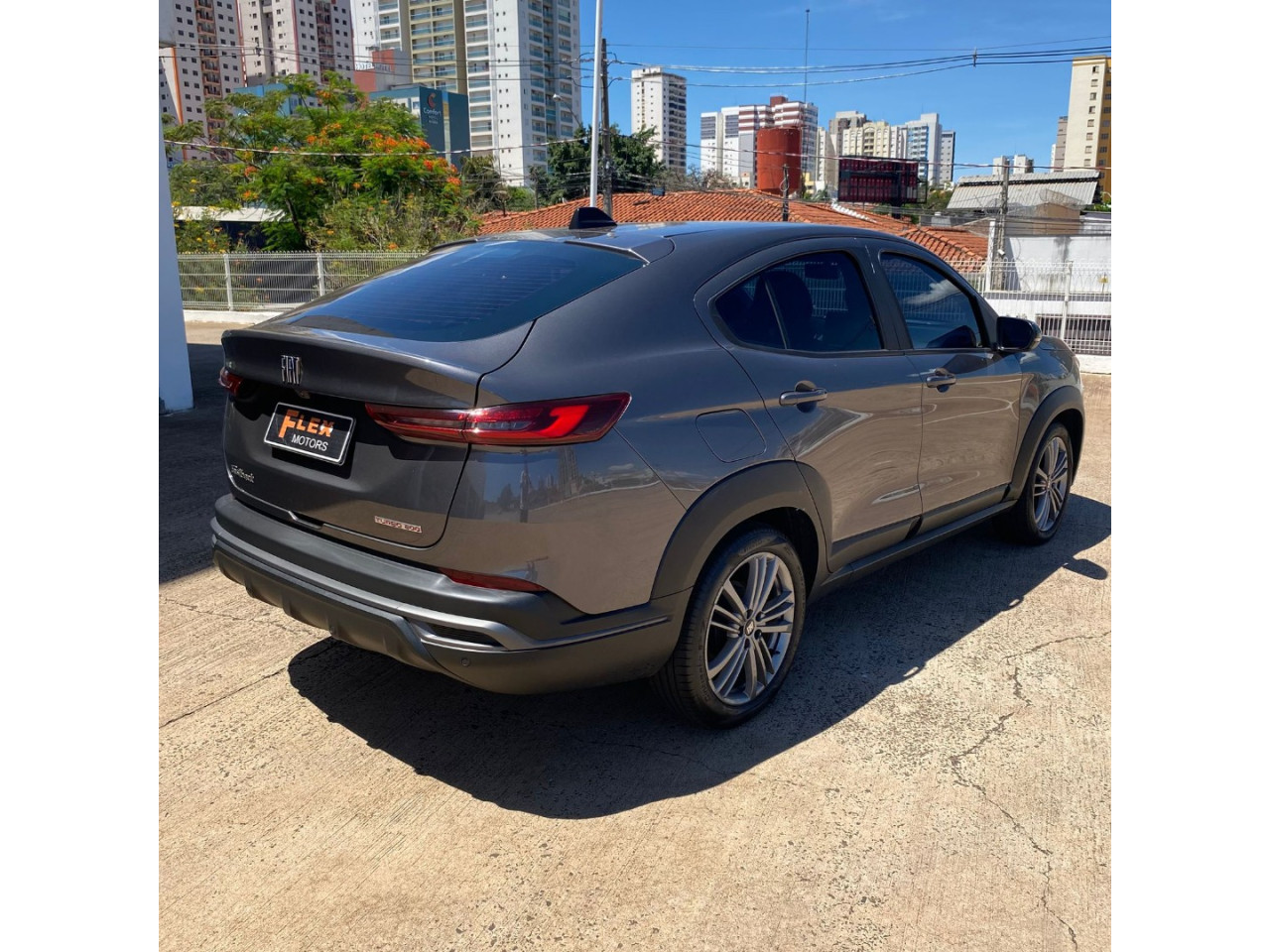 FIAT Fastback 1.0 12V 4P FLEX 200 TURBO AUTOMÁTICO CVT