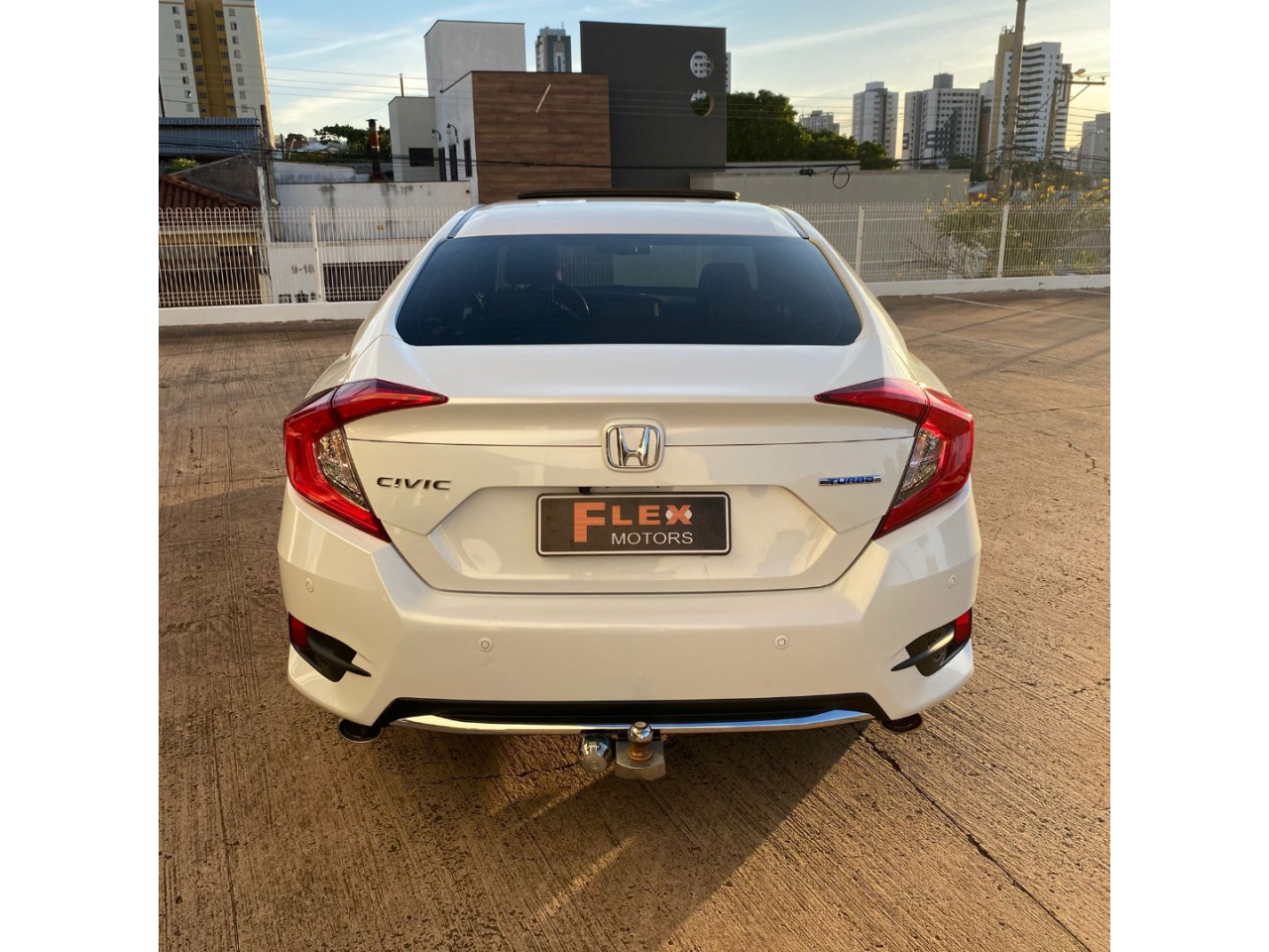 Civic 1.5 16V 4P TOURING TURBO AUTOMÁTICO CVT