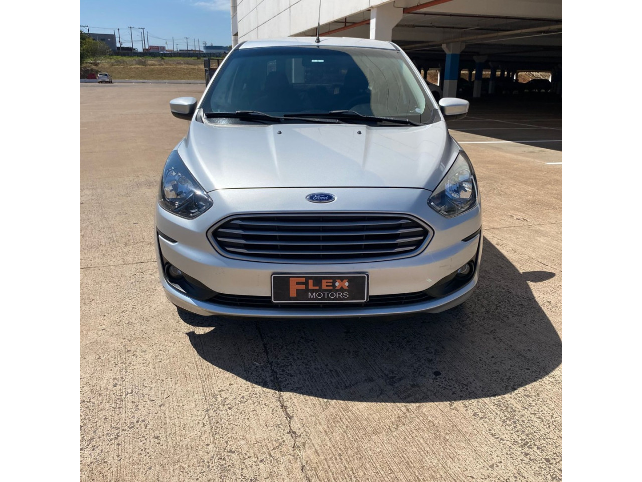 Ka + Sedan 1.5 12V 4P TI-VCT SE PLUS FLEX