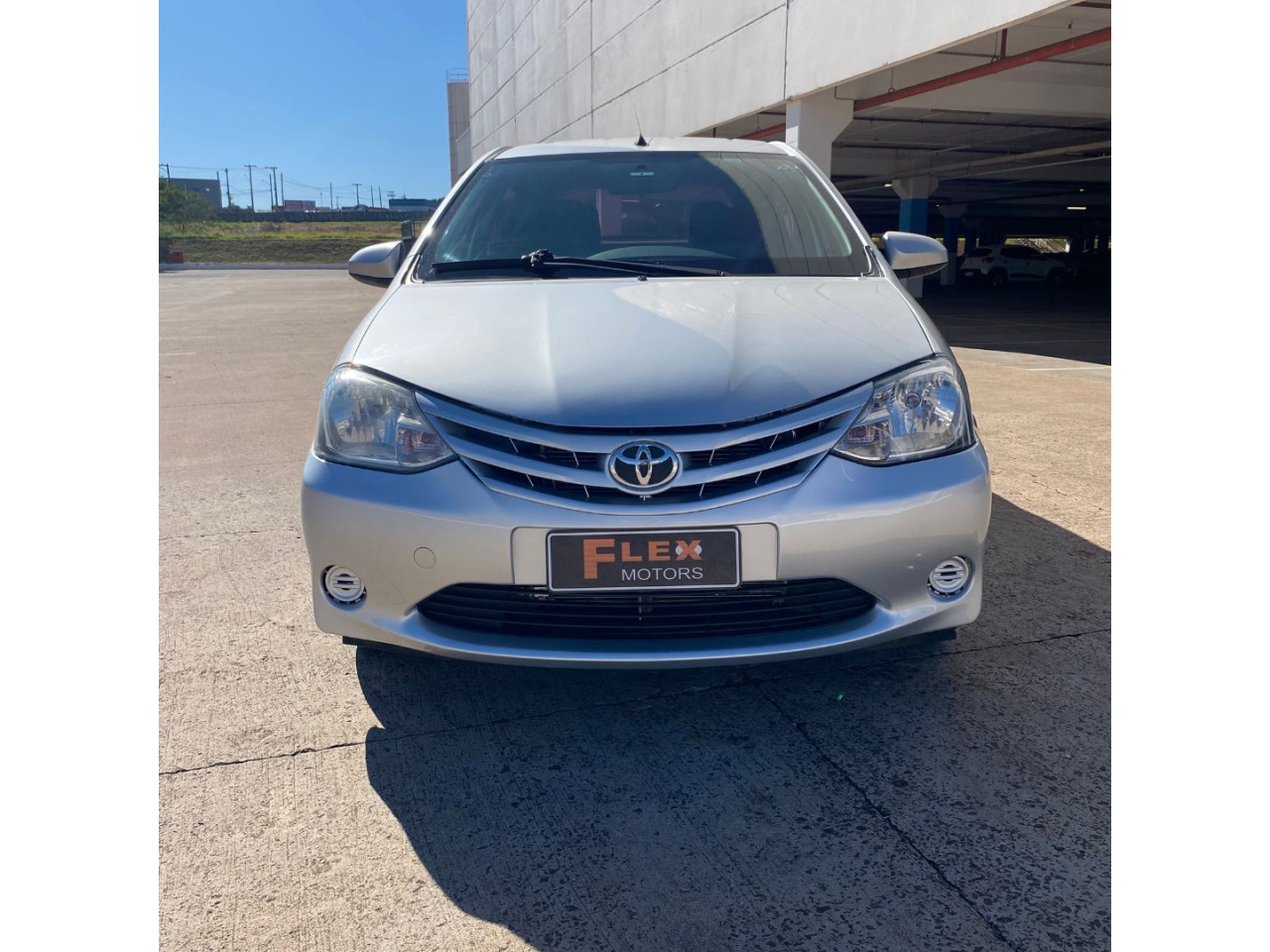 Etios Hatch 1.3 16V 4P FLEX X