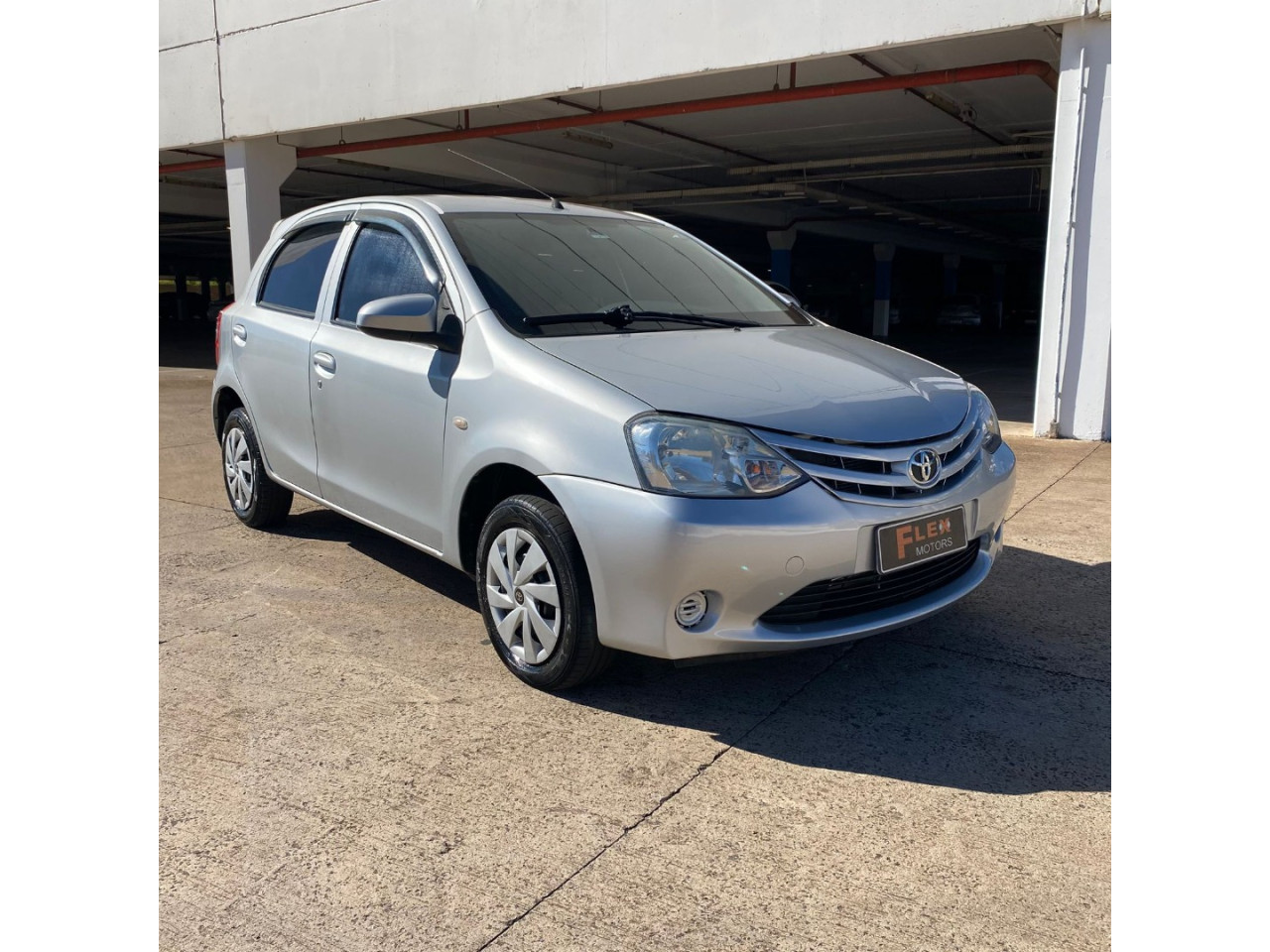 Etios Hatch 1.3 16V 4P FLEX X