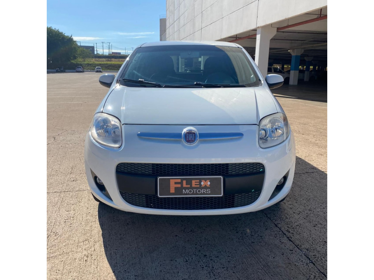 Palio 1.0 4P FLEX ATTRACTIVE